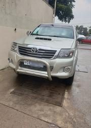 Toyota Hilux 2015 Gold for sale