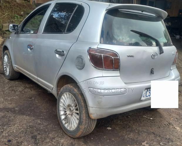 Toyota Vitz 1.0 FWD 5dr 2002 Silver