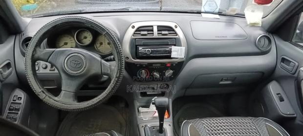 Toyota RAV4 Automatic 2002 Blue