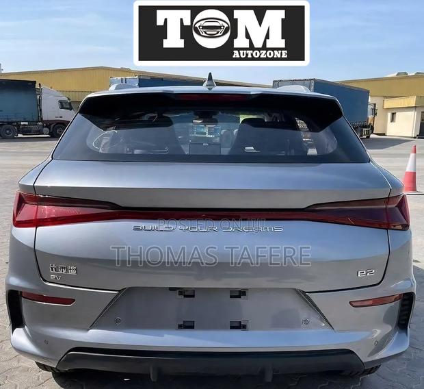 New BYD E2 43 kWh 94 hp FWD 2025 Gray