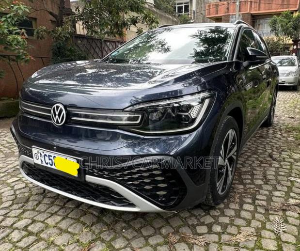 Volkswagen ID.6 2024 Blue