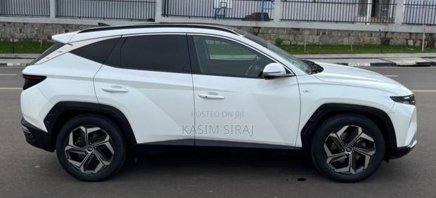 Hyundai Tucson Limited 2021 White