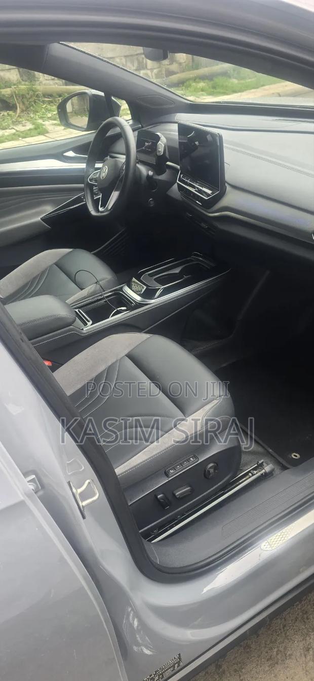 Volkswagen ID.4 2024 Blue