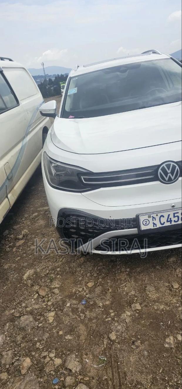 Volkswagen ID.6 2023 White