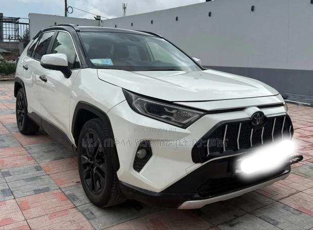 Toyota RAV4 2020 Ivory