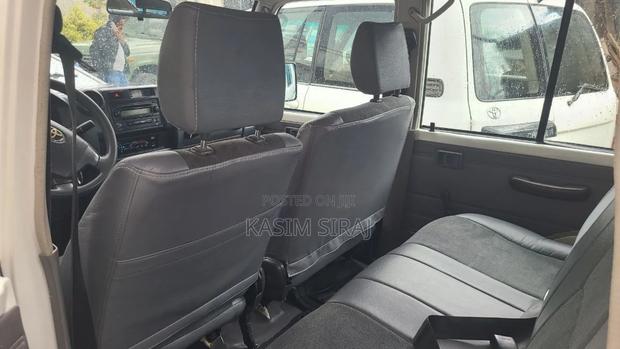 Toyota Land Cruiser 4.5 V8 DLX 2015 White