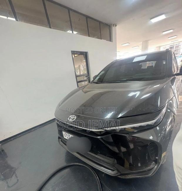 Toyota bZ4X 2022 Matt Black