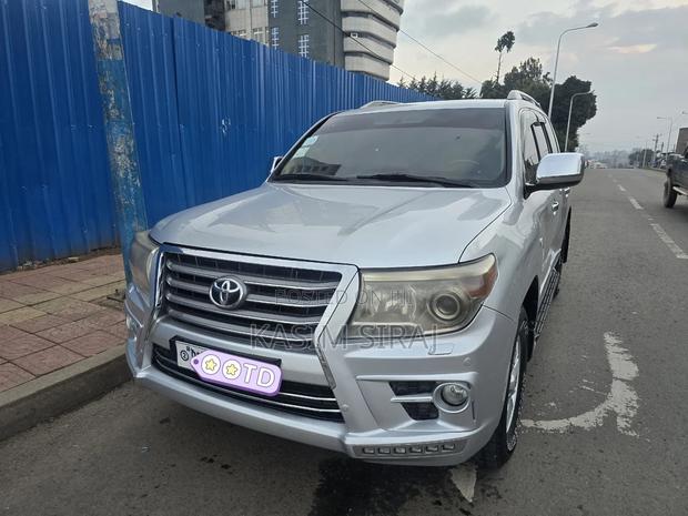 Toyota Land Cruiser 4.5 V8 TD GX-R 2011 Silver