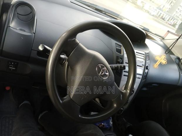 Toyota Yaris 1.0 2006 Silver