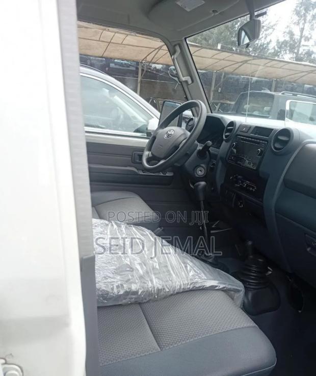 New Toyota Land Cruiser 2023 White