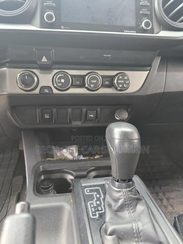 Toyota Tacoma 2021 Gray