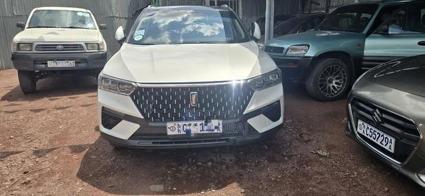 Bestune T77 1.2 FWD 2022 White