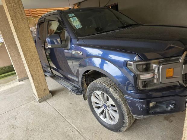 Ford F-150 Lariat 4x2 SuperCab Styleside 6.5 ft. box 145 in. WB 2018