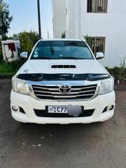 Toyota Hilux 3.0 D-4D 4x4 2013 White for sale
