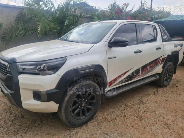 Toyota Hilux Revo Double Cab Deisel 2.8 AWD 2021 White