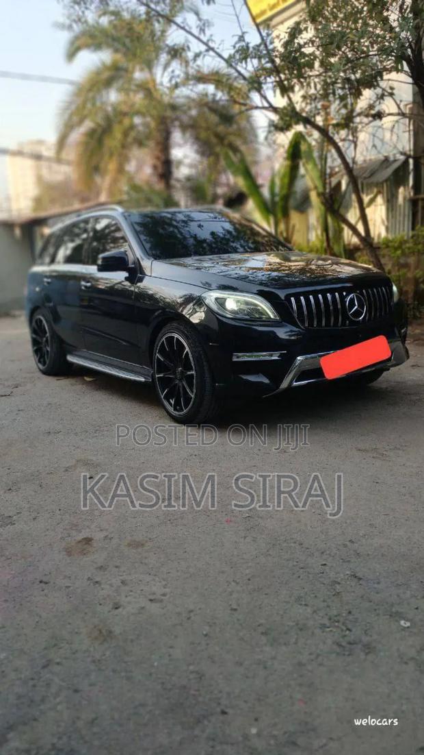 Mercedes-Benz 350D 2015 Black
