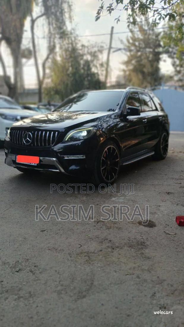 Mercedes-Benz 350D 2015 Black