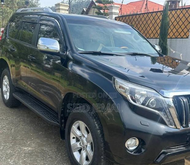 Toyota Land Cruiser Prado 2016 Matt Black