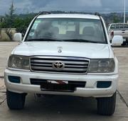 Toyota Land Cruiser 2006 White for sale