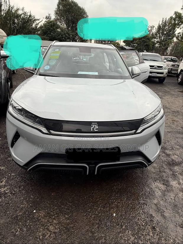 BYD Yuan Up 2025 Gray