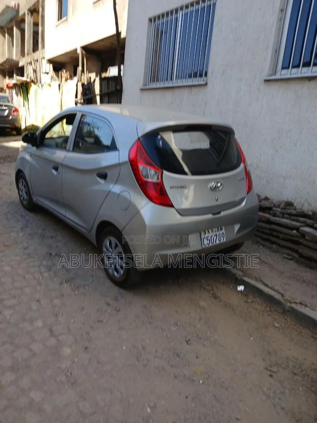 Hyundai Eon 1.0 FWD 2017 Silver
