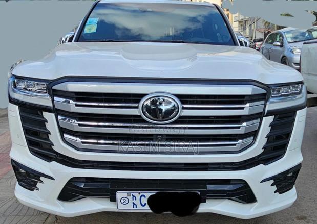 Toyota Land Cruiser 76 Series 2023 White