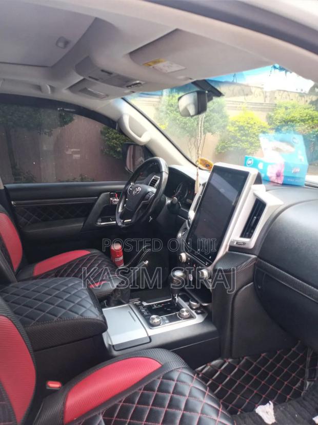 Toyota Land Cruiser 4.5 V8 TD 2020 White