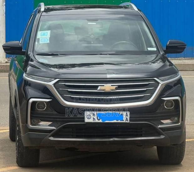 Chevrolet Captiva 2022 Black
