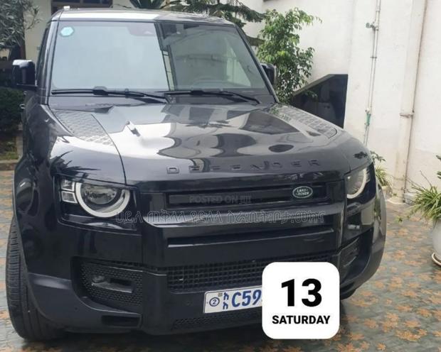 Land Rover Defender 2024 Black