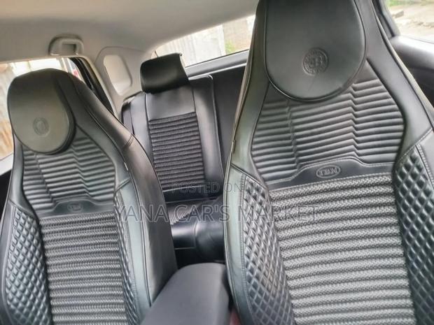 BYD E2 43 kWh 94 hp FWD 2024 Gray