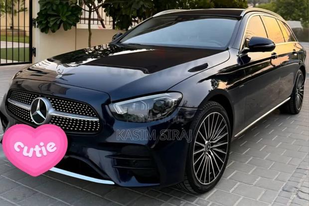 New Mercedes-Benz 300E 2023 Black