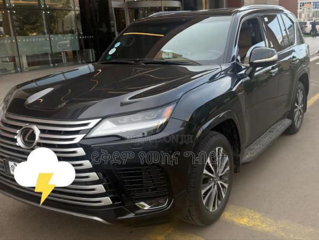 Lexus LX LX 600 2023 Black