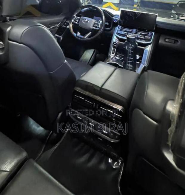 Toyota Land Cruiser 76 Series 2023 Black