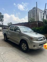 Toyota Hilux 2.5 D-4D Double Cab 2008 Silver for sale