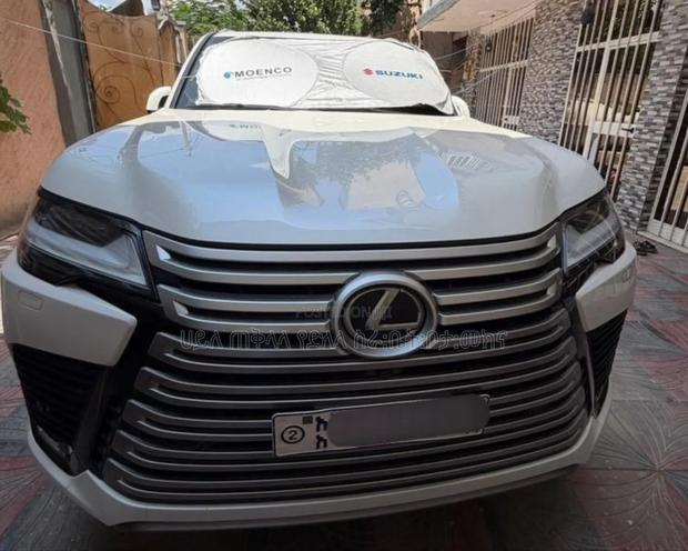 New Lexus LX 600 2023 Ivory