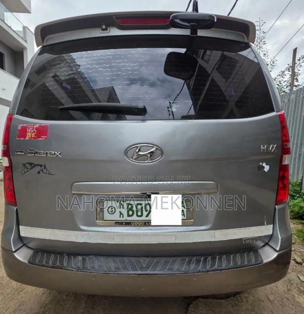 Hyundai Starex 2014 Silver
