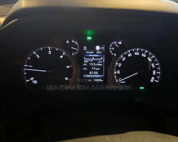 Toyota Land Cruiser Prado 2023 Gold