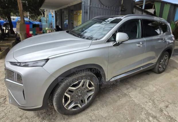 Hyundai Santa Fe 2022 Silver