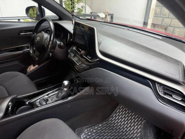 Toyota C-HR Limited FWD 2020 Burgundy