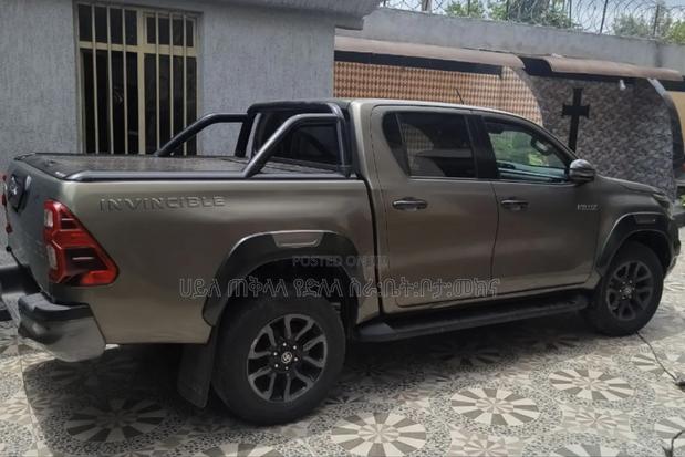Toyota Hilux 2021