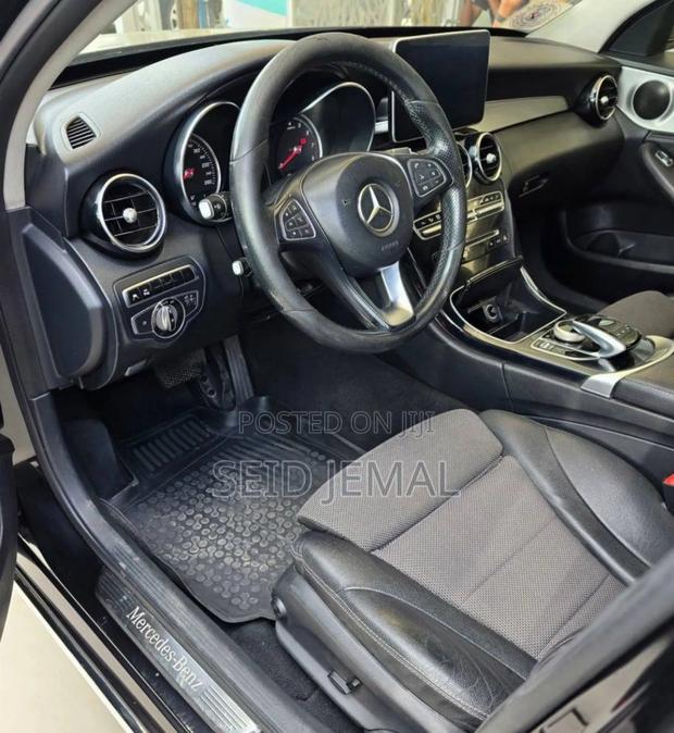 Mercedes-Benz C180 2014 Matt Black