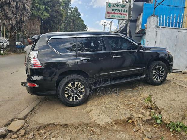 Lexus LX 450d AWD 2018 Gray