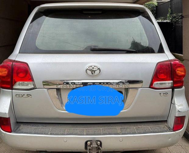 Toyota Land Cruiser 4.5 V8 GX-R 2013 Silver