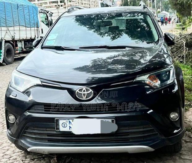 Toyota RAV4 2017 Black