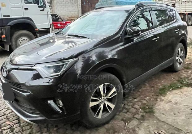 Toyota RAV4 2017 Black