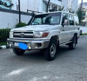Toyota Land Cruiser 4.5 V8 GX-R 2014 White for sale