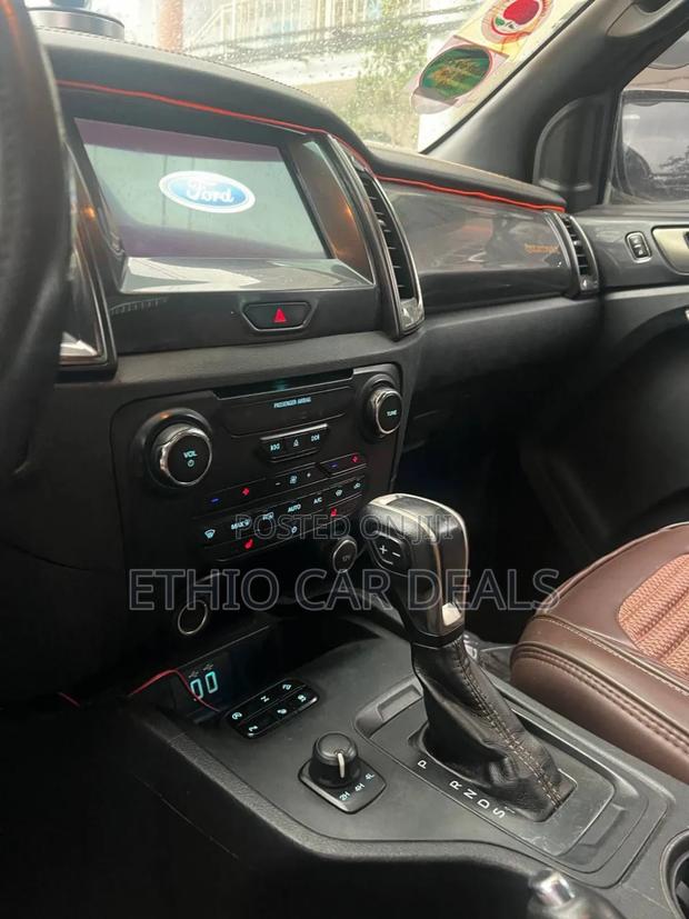 Ford Ranger Wildtrak 2020 Orange