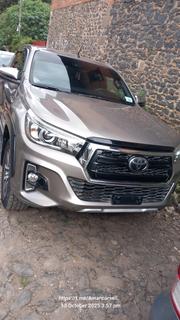 Toyota Hilux 2020 Gold for sale