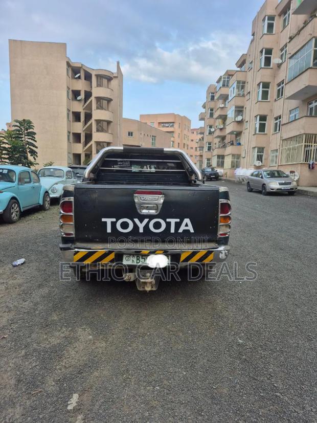 Toyota Hilux 2007 Black
