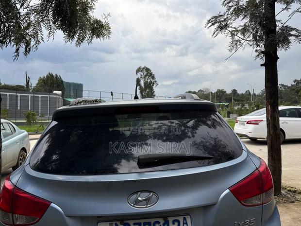 Hyundai Tucson Limited FWD 2013 Blue